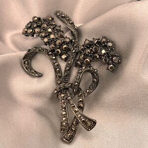 Vintage Style Gunmetal Marcasite Floral Ribbon Brooch